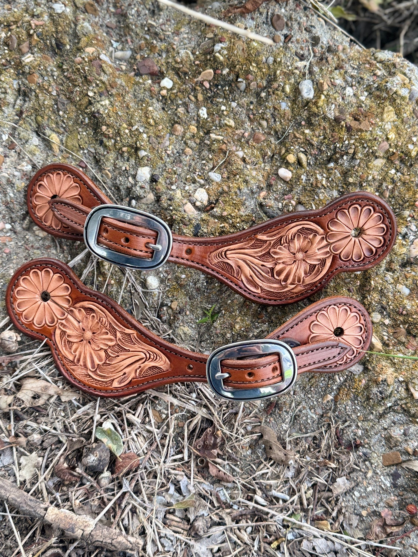 Women's Tooled Spur Straps/Golden Brown