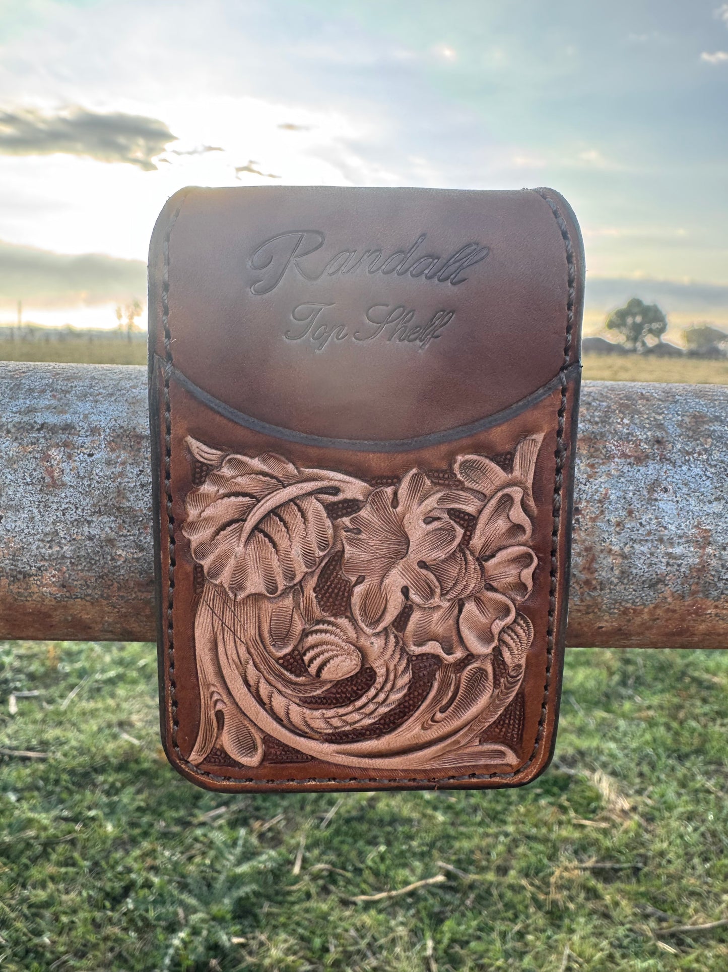 Magnetic money clip wallet