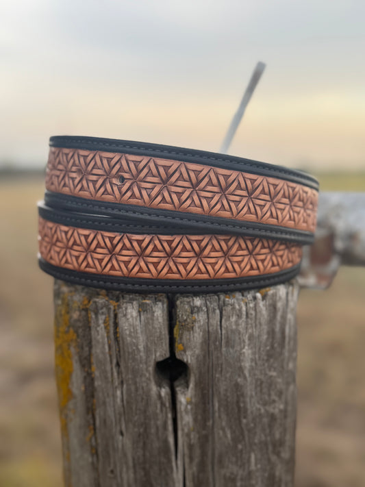 Triangle basket stamp/Black border